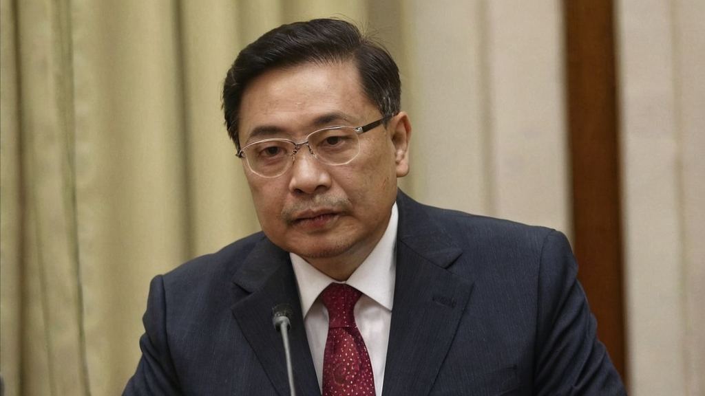 刘烨获尼斯荣誉市民引发热议 这大概是恩爱的最高级