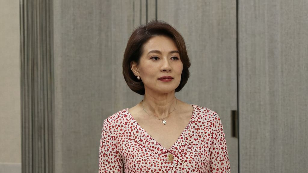 关晓彤高清美照曝光被网友热议这瓜子壳是不是也要晒一晒